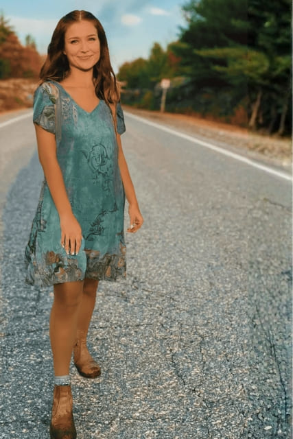 Before digital jeans fitting, plain model image